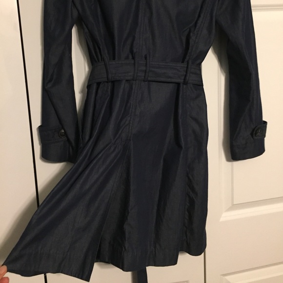 Gap denim light weight rain coat - Picture 3 of 5